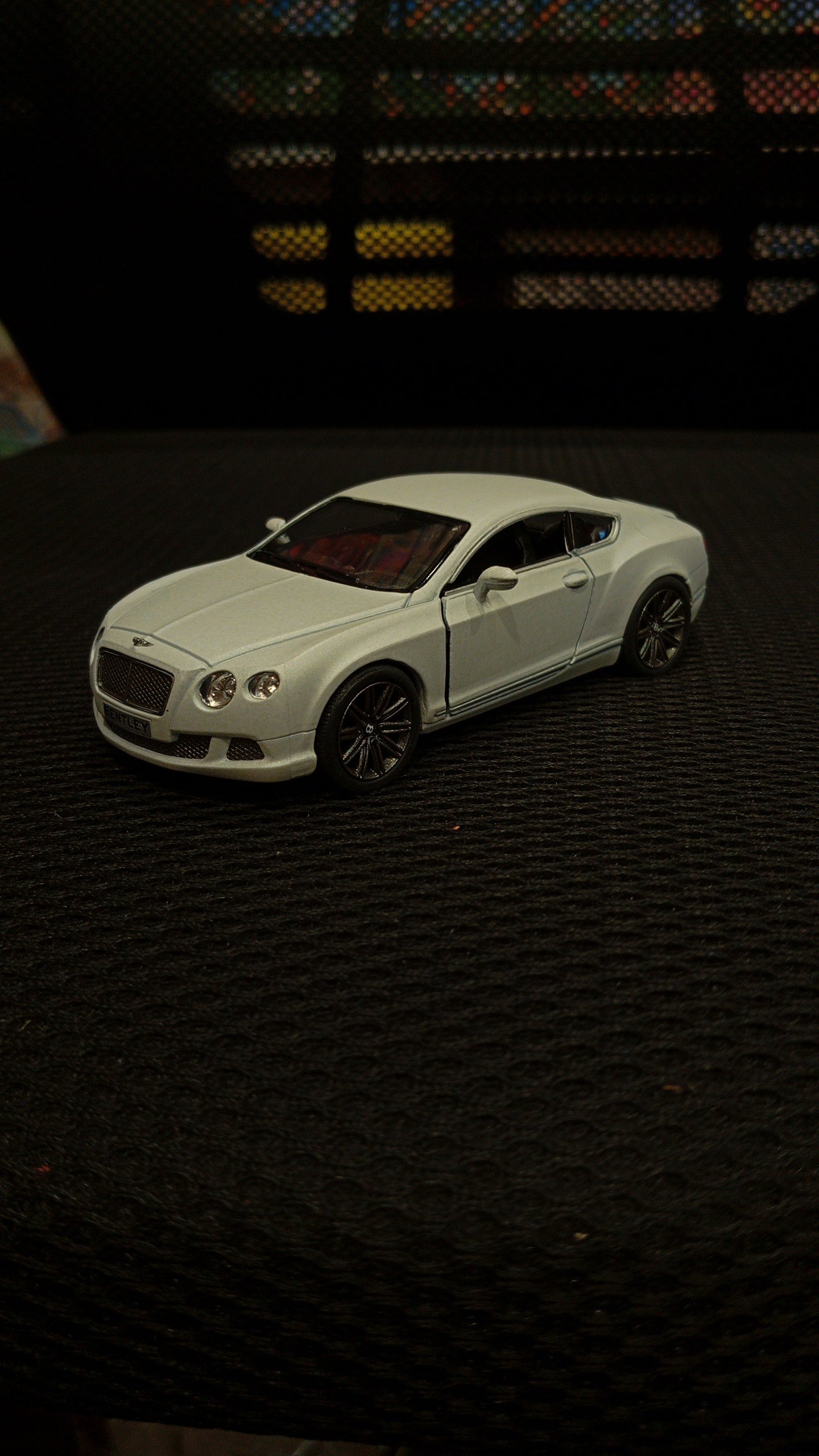 KINSMART DIECAST DOOR OPENABLE PULL BACK METAL CAR